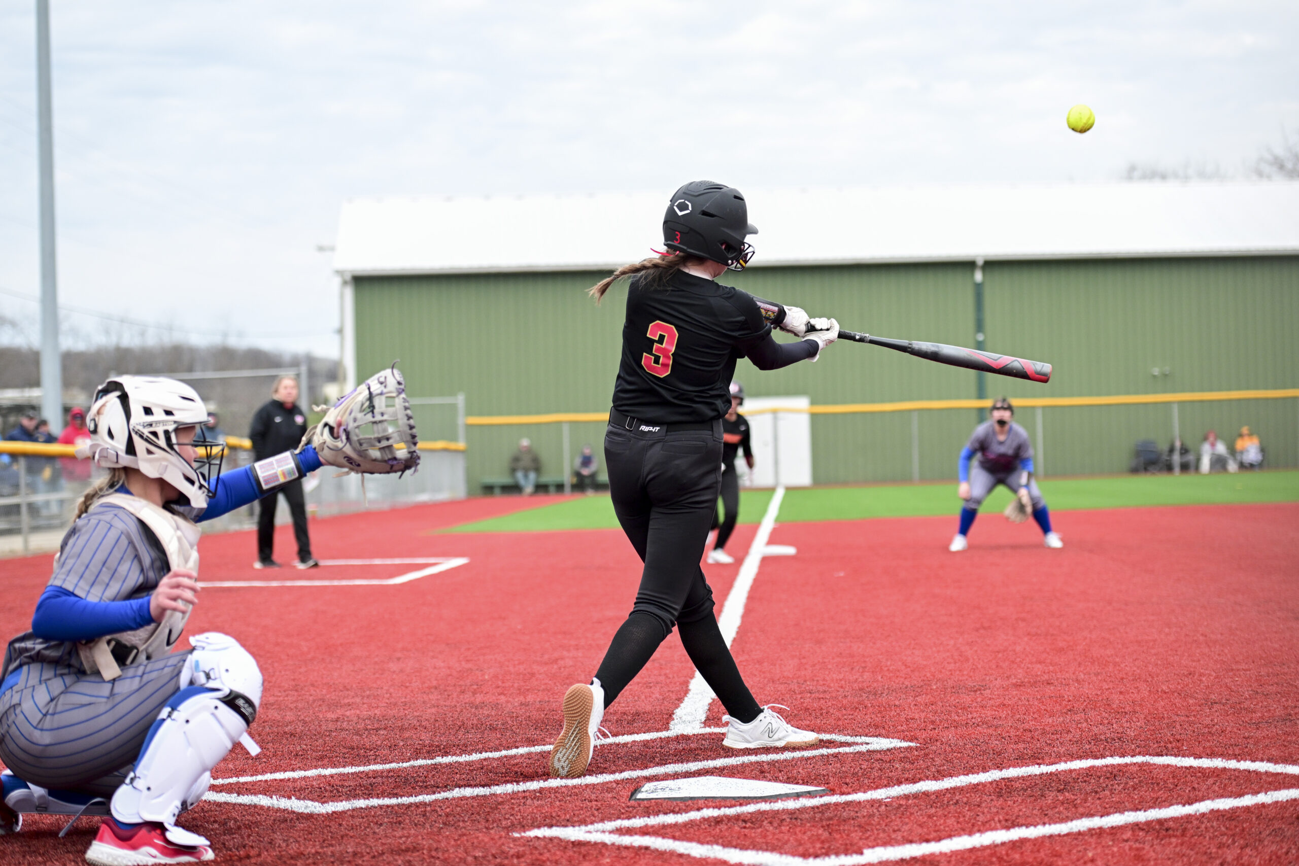 Campbell homers, drives in 5 as Hawks top rival Mohigans